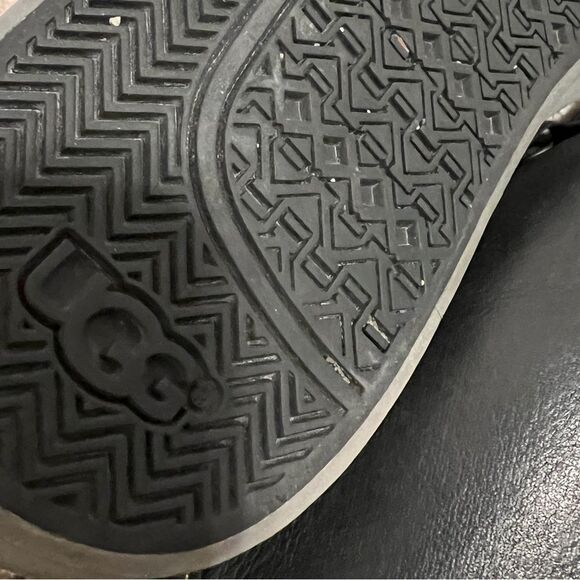 UGG Australia Mens Black Garrick Decorative Leather Welt Shoes US 10.5 main image 11